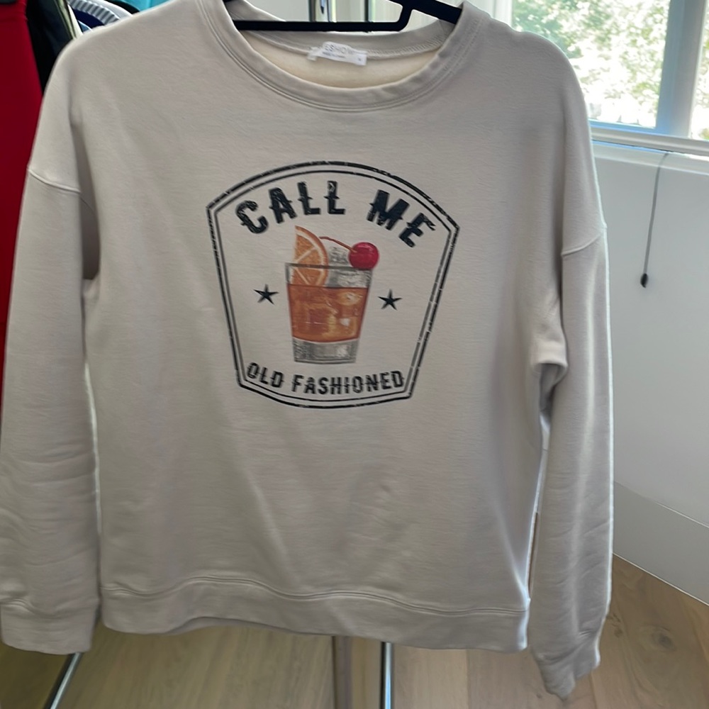 Sweatshirt